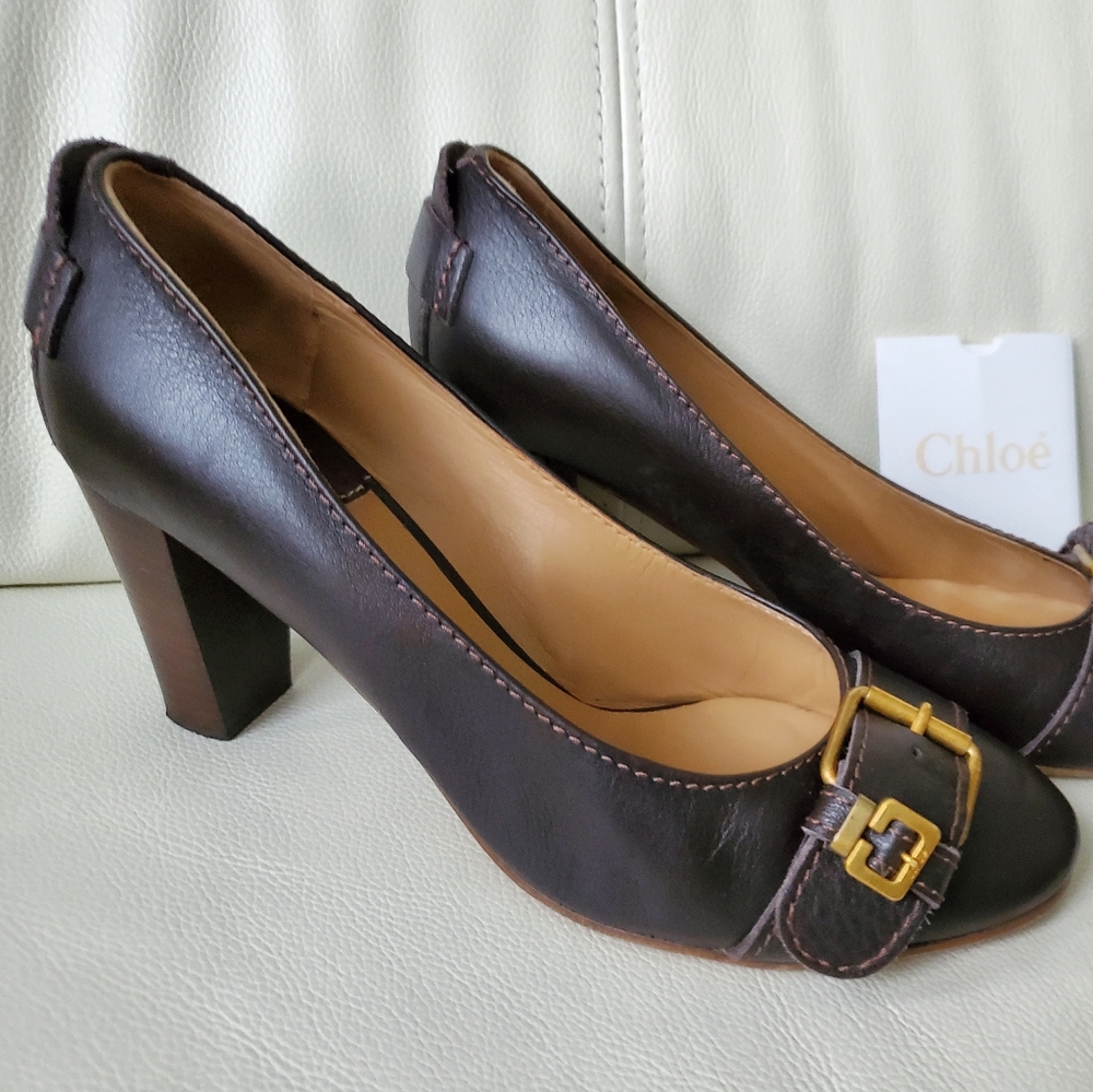 Chloé brown with buckle heels